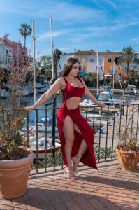 696173899: Chica busca chico en Tenerife