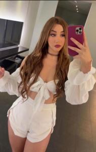 602864222: Chica busca chico en Ibiza