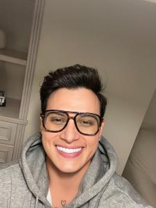 692972990: Chico busca chica en Alicante