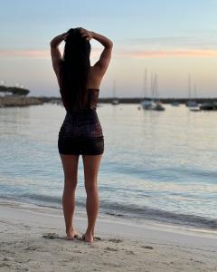 675429273: Chica busca chico en Barcelona