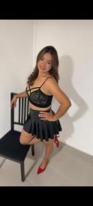 614442725: Chica busca chico en Barcelona