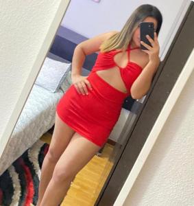 611230749: Chica busca chico en Orense