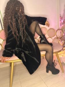 632608852: Chica busca chico en Lérida