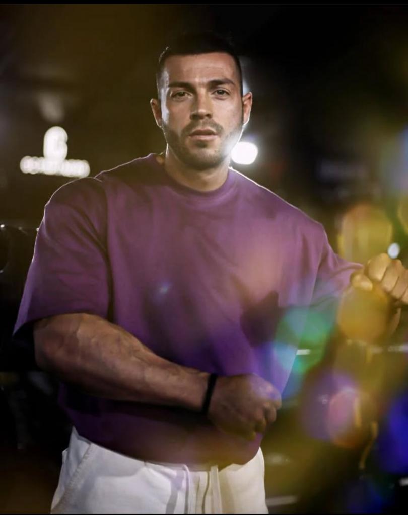 655537172: Chico busca chica en Málaga