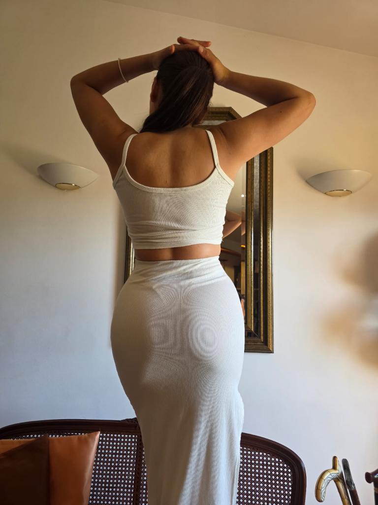 652405487: Chica busca chico en Mallorca