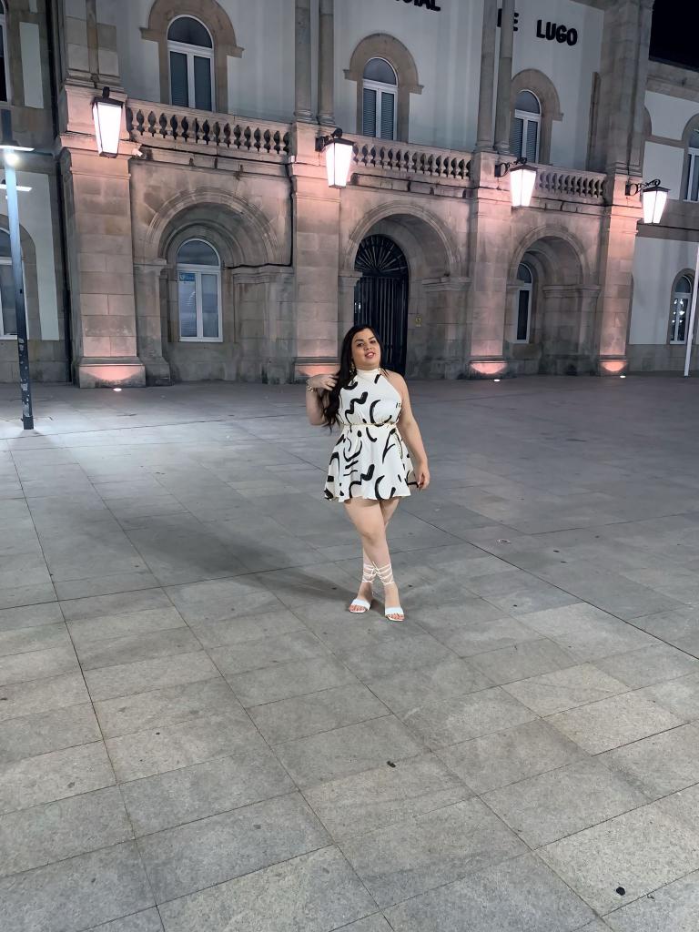 623344845: Transexual en León