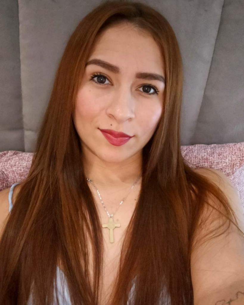 631184134: Chica busca chico en Mallorca