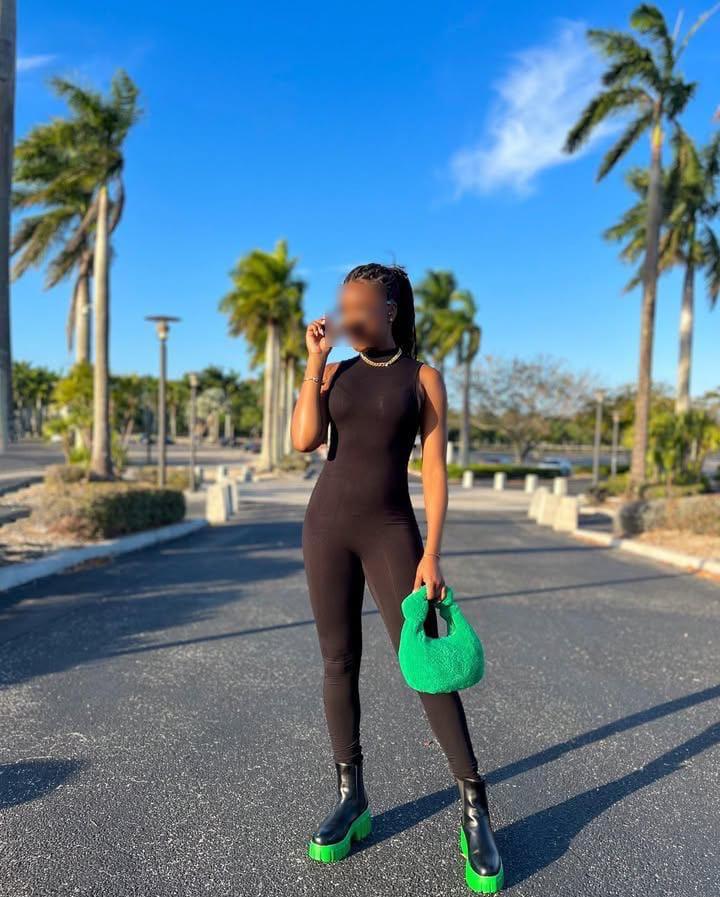 663195950: Chica busca chico en Tarragona