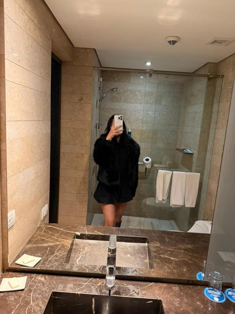 641385143: Chica busca chico en Murcia