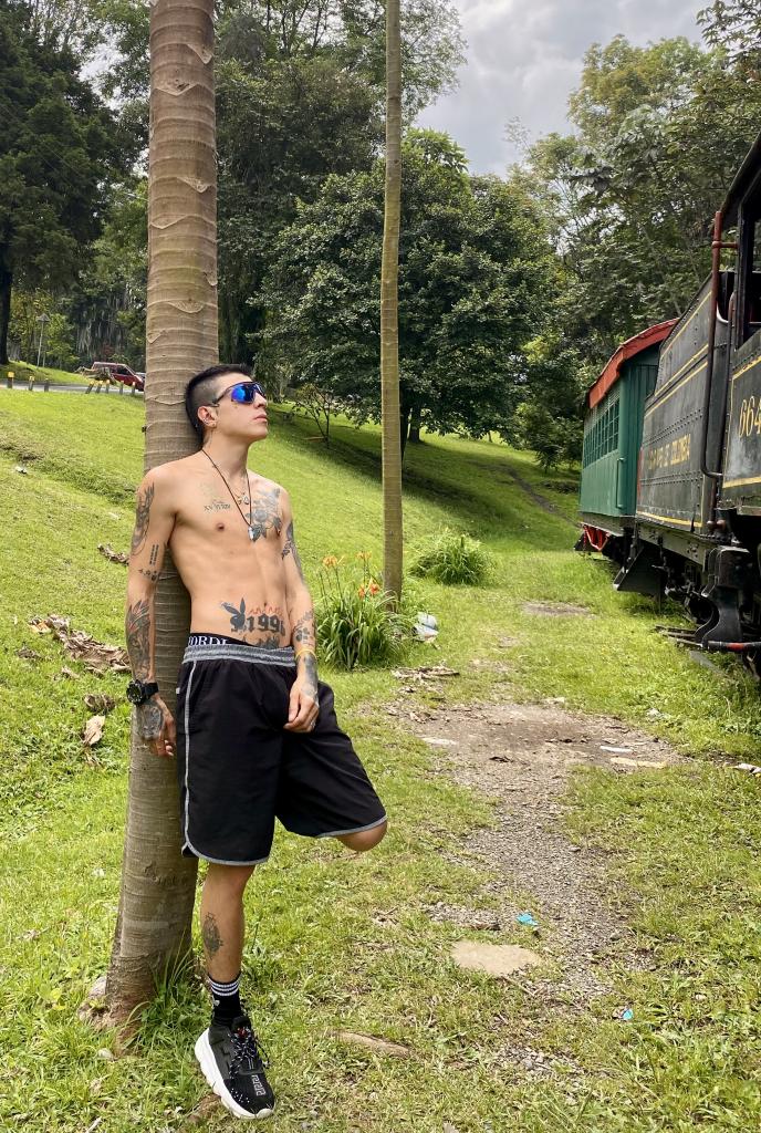 614836400: Chico busca chica en Barcelona