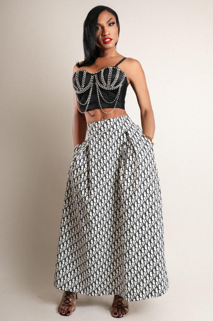 656576777: Travesti en Madrid