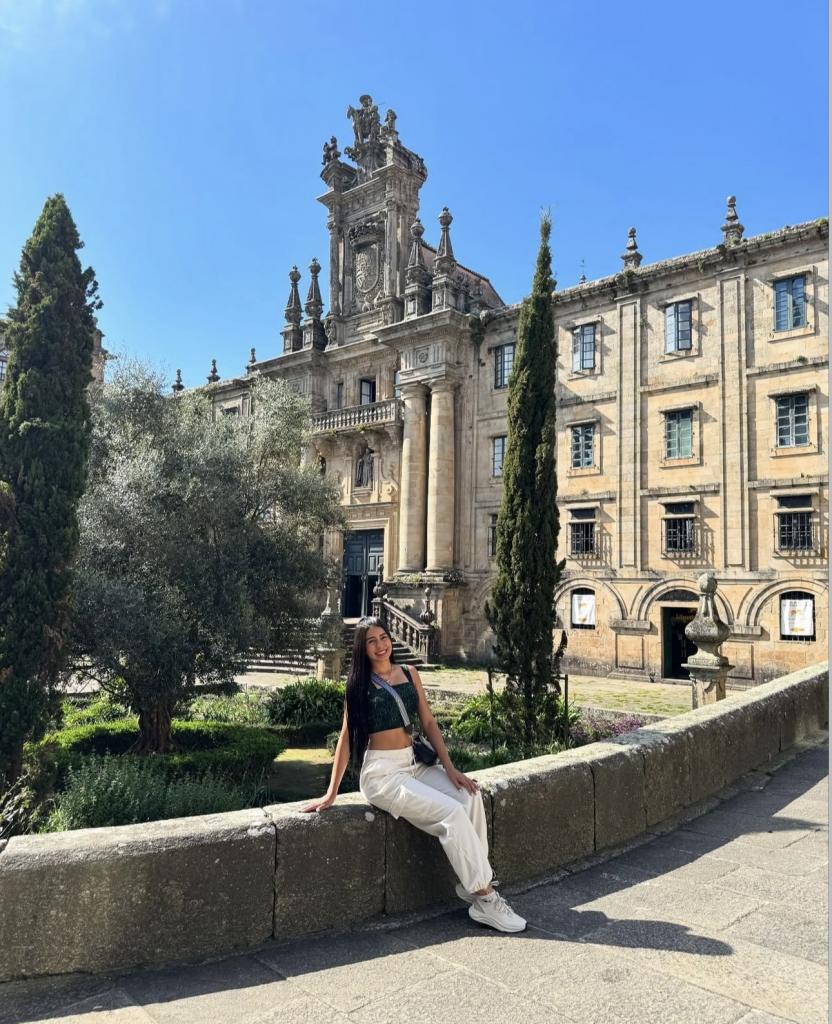 614527258: Chica busca chico en La Coruña