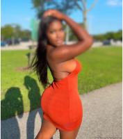 643993951: Chica busca chico en Madrid