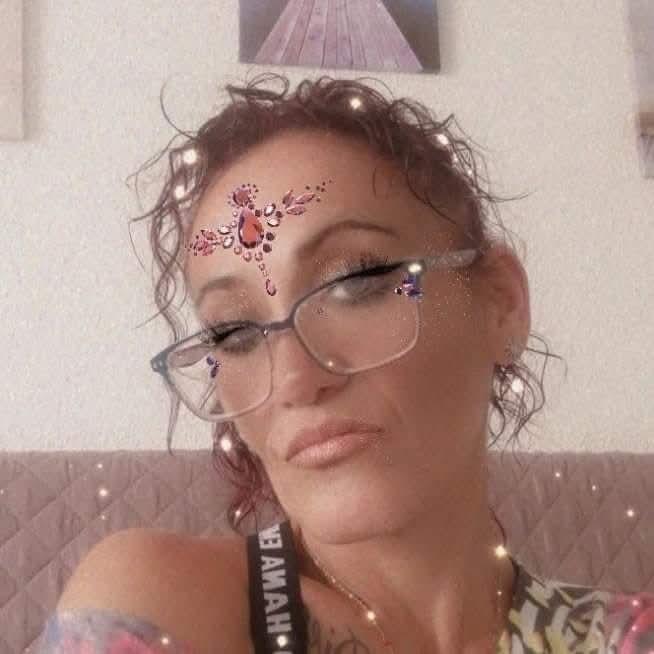 672593466: Chica busca chico en Alicante