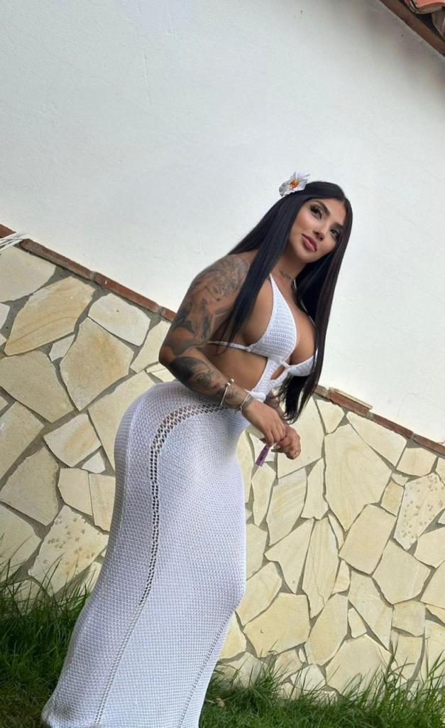 Chica busca chico en Cádiz: 