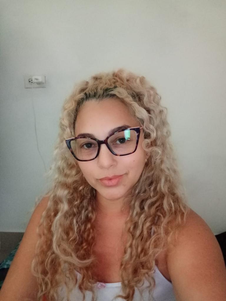 Chica busca chico en Almería: 