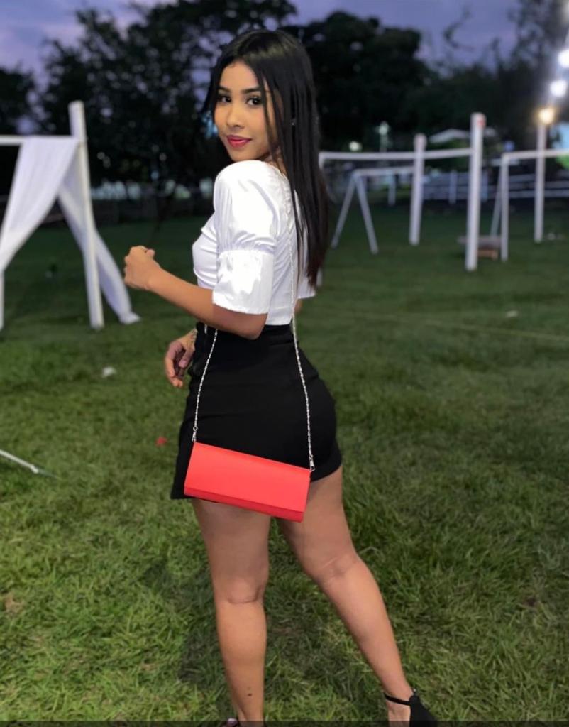 674237629: Chica busca chico en Mallorca