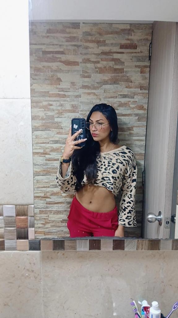 614746924: Chica busca chico en Asturias