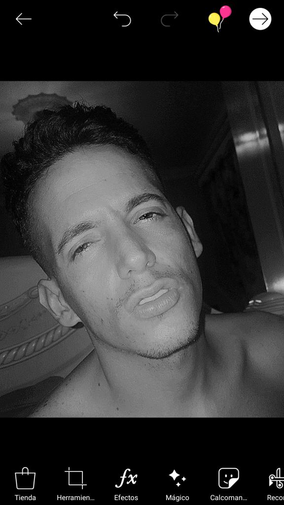 671115563: Chico busca chica en Málaga