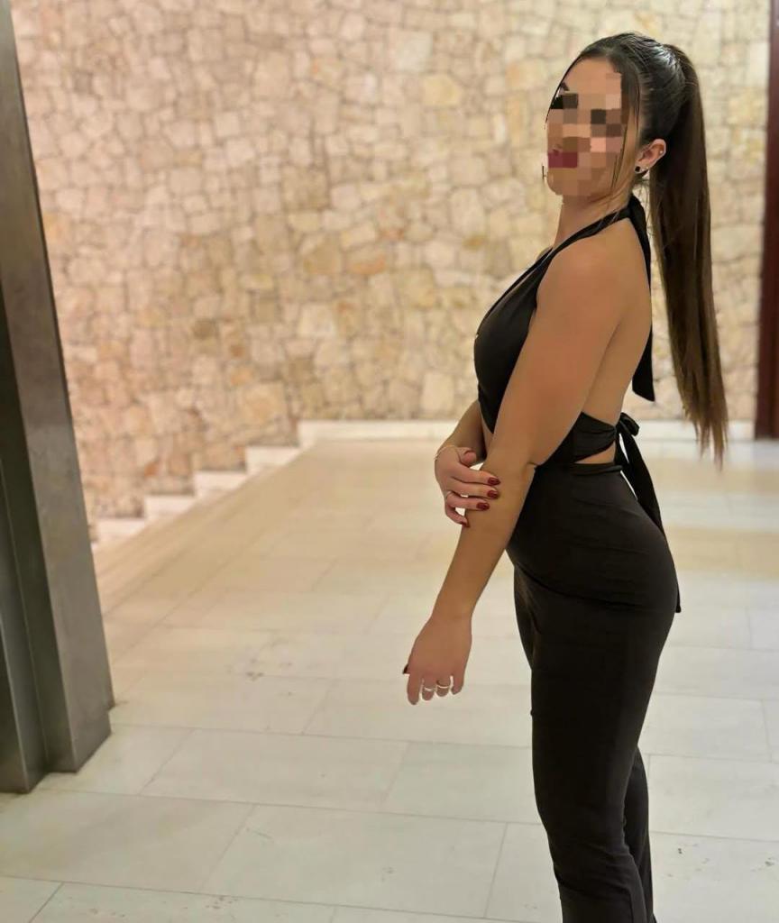 643157390: Chica busca chico en Cádiz