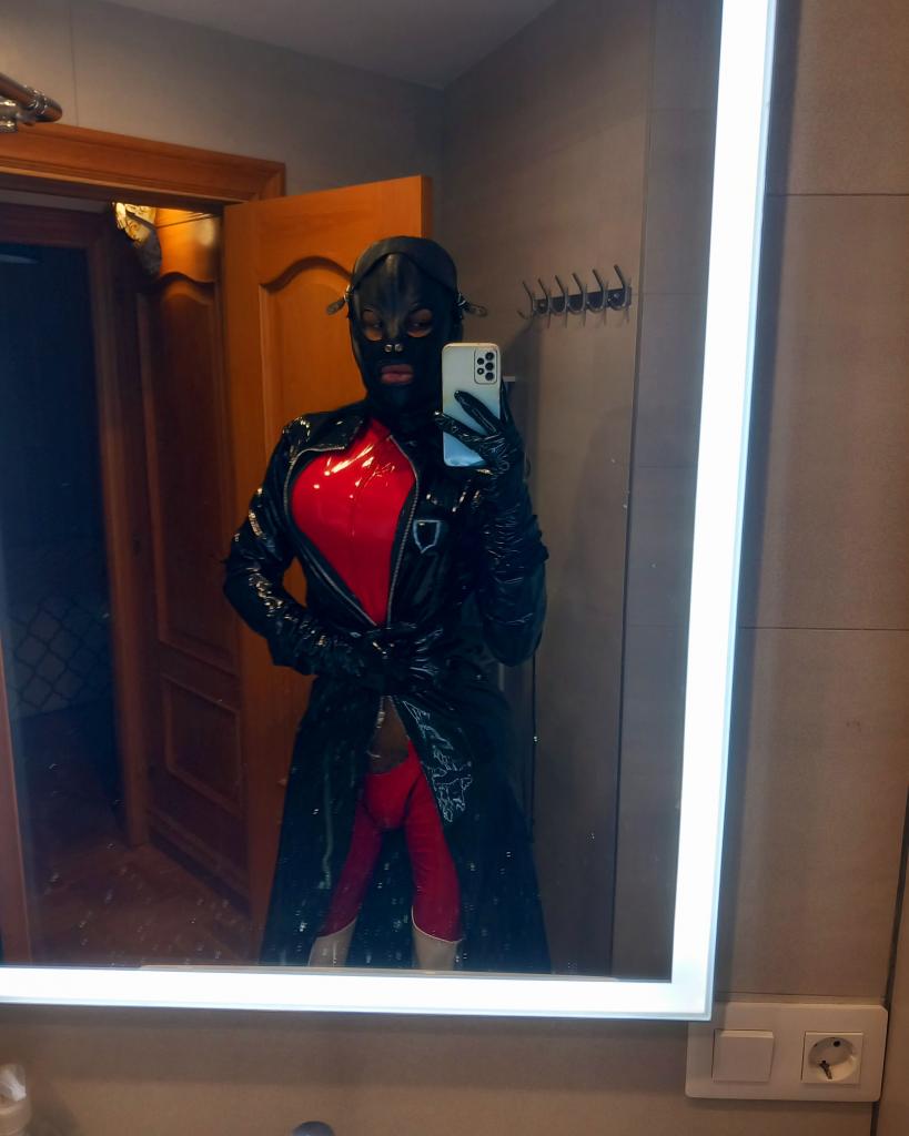 632018148: Transexual en Valencia