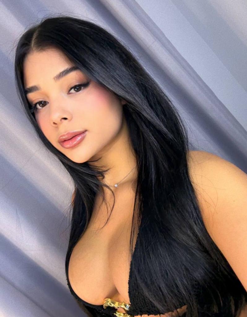 631652037: Travesti en Almería