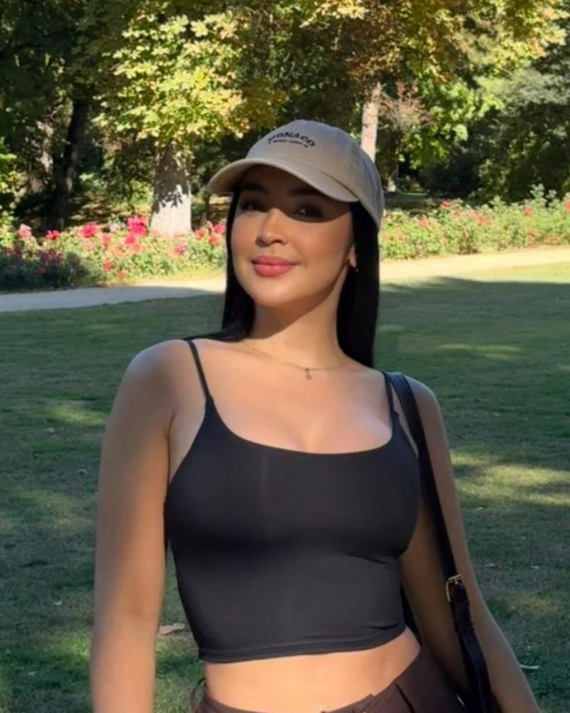 643457305: Chica busca chico en Mallorca