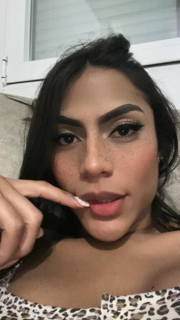 677470638: Travesti en Madrid