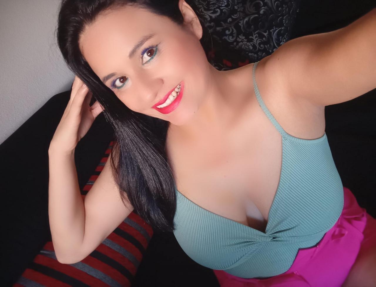 643625291: Chica busca chico en Navarra