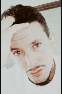 671115563: Chico busca chica en Málaga