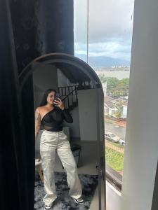 613881313: Chica busca chico en Valencia