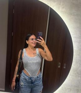 613881313: Chica busca chico en Valencia