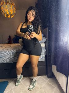 632987919: Chica busca chico en Málaga
