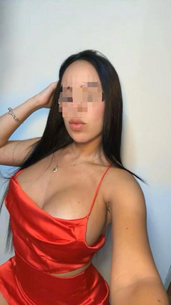 Chica busca chico en Granada: 