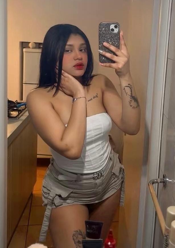 Chica busca chico en Sevilla: 