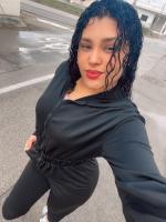 663180651: Chica busca chico en Sevilla