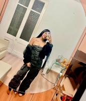 685917516: Chica busca chico en Barcelona