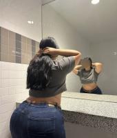 614742569: Chica busca chico en Sevilla