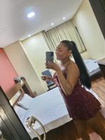 647292084: Chica busca chico en Madrid