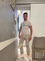 667620982: Chico busca chica en Barcelona