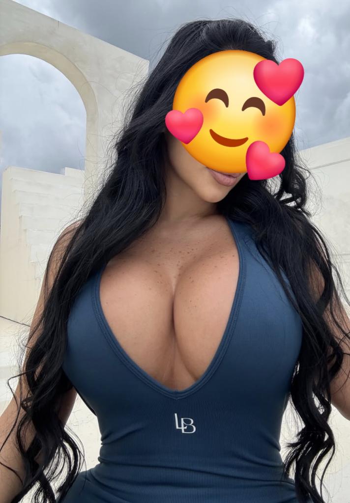 624420764: Chica busca chico en Madrid