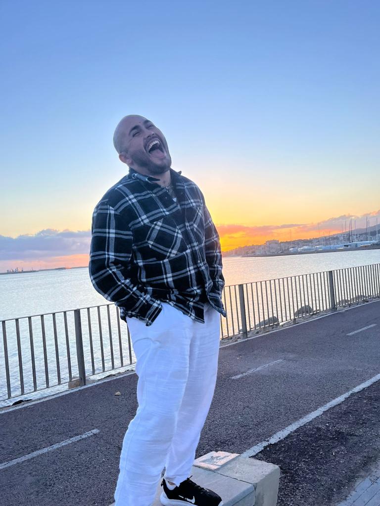 Chico busca chica en Mallorca: 