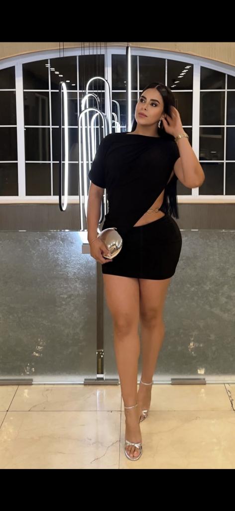 Chica busca chico en Granada: Chica busca chico