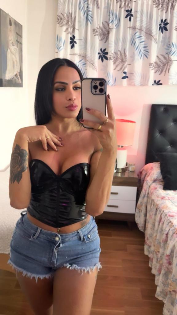 613168013: Chica busca chico en Gerona