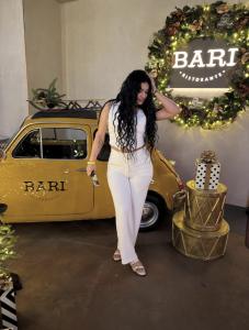 668541775: Chica busca chico en Navarra