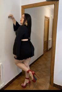 645481763: Travesti en León