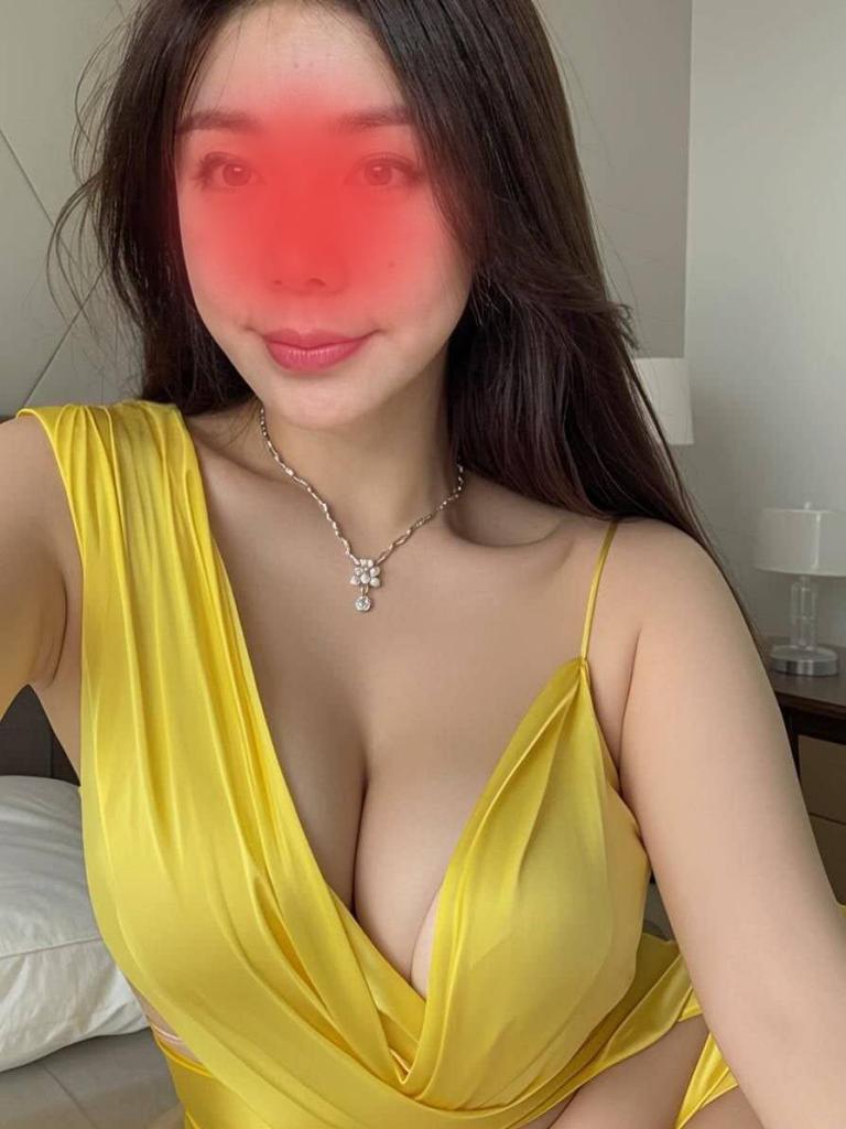 Chica busca chico en Gerona: Chica busca chico