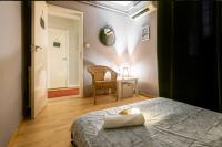 644306835: Chica busca chico en Barcelona