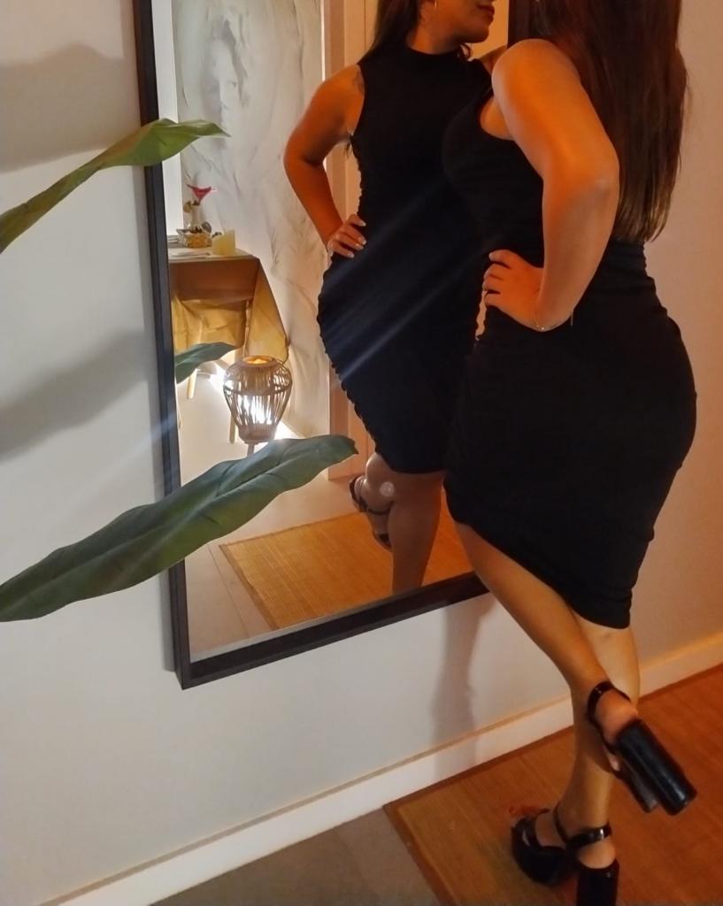 634086700: Chica busca chico en Málaga