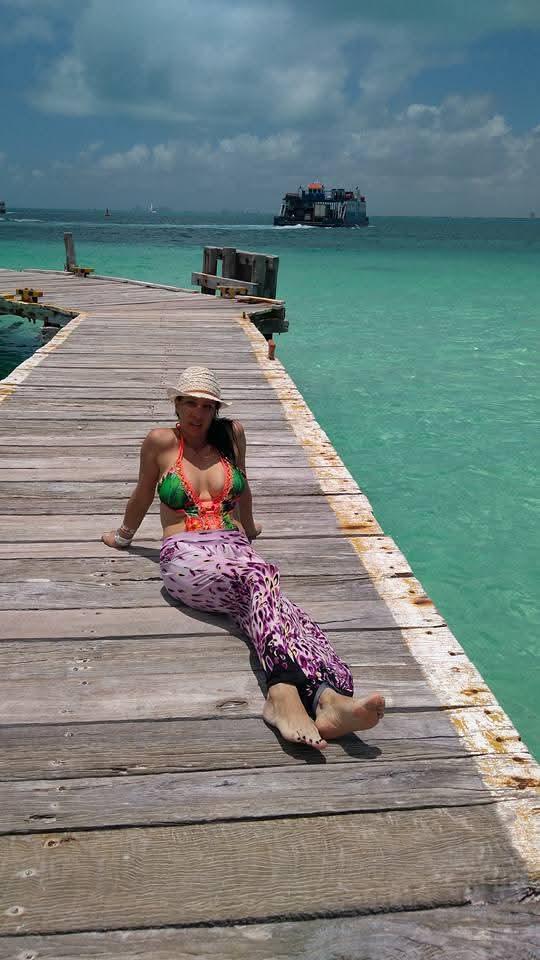 623599984: Chica busca chico en Sevilla